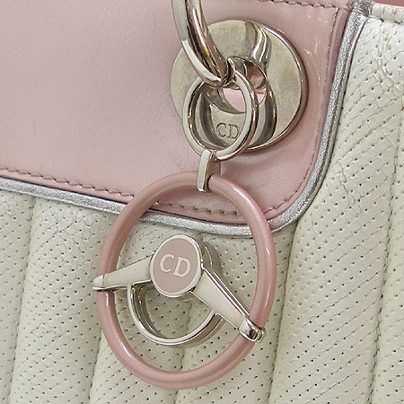 Dior(ũ����î���) ��ũ �ڵ� ��� ���� ��Ʈ�� [��������] �̹���4 - ���̺��� �߰���ǰ