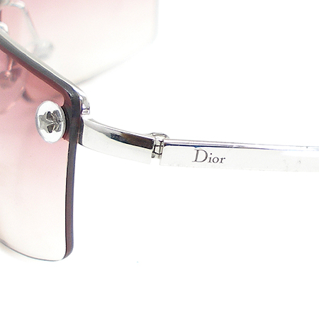 Dior(ũ����î���) ADIORABLE �ݹ��� ���۶� �̹���5 - ���̺��� �߰���ǰ