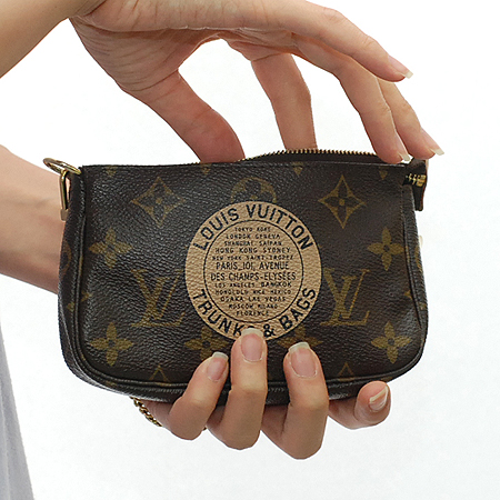 Louis Vuitton(���̺���) M60153 ���׷� ĵ���� Ʈ��ũ ü�� �Ŀ�ġ �̹���6 - ���̺��� �߰���ǰ