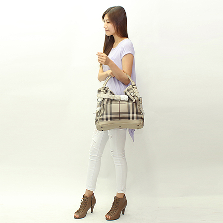 Burberry(������) 3690433 ��� üũ PVC����� [��������] �̹���7 - ���̺��� �߰���ǰ