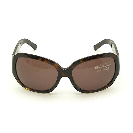 Ferragamo(��󰡸�) ���� ť�� ��ġ�� �ΰ� ���۶� �̹���3 - ���̺��� �߰���ǰ
