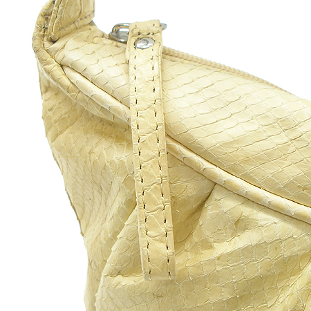 TOSCA BLU (�佺ī ����) ���̼� ���� ȣ�� ����� �̹���5 - ���̺��� �߰���ǰ