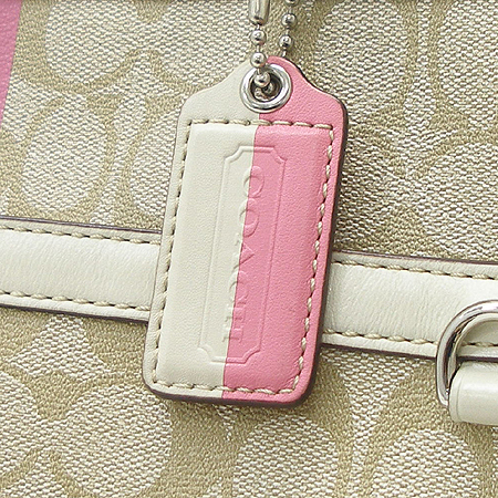 Coach(��ġ) 14475 �ñ׳�ó PVC ȭ��Ʈ ���� Ʈ���� ���� ����� + ��� ��Ʈ�� + �е� �̹���3 - ���̺��� �߰���ǰ