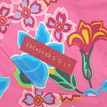 Escada(�������) ��ĿƮ �̹���4 - ���̺��� �߰���ǰ