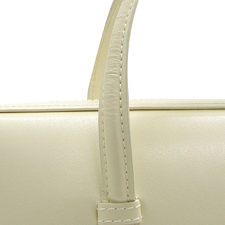 Loewe(�ο���) ���̺��� ���� �簢 ��Ʈ�� �̹���4 - ���̺��� �߰���ǰ