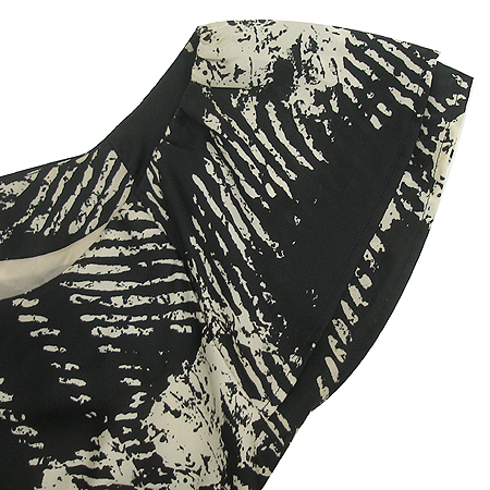 Sisley(�ý���) ���ǽ� �̹���3 - ���̺��� �߰���ǰ