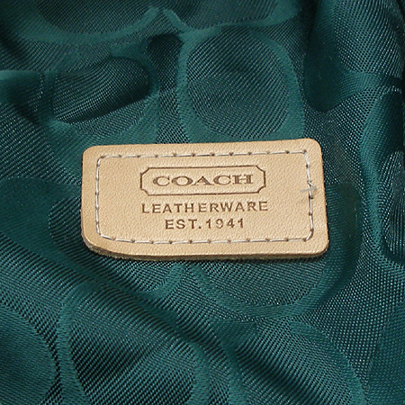 Coach(��ġ) �����̵� ��Ƽġ ������ ���� �̹���3 - ���̺��� �߰���ǰ