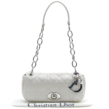 Dior(ũ����î���) ȭ��Ʈ ���� ��� �Ŀ�ġ ����� [��������] �̹���2 - ���̺��� �߰���ǰ