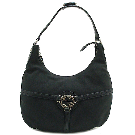 ����  �����