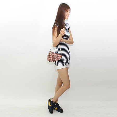 Dior(ũ����î���) �ΰ� PVC ���� �Ŀ�ġ ����� [��������] �̹���7 - ���̺��� �߰���ǰ