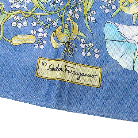 Ferragamo(��󰡸�) �� �ڶ� ��ī�� �̹���4 - ���̺��� �߰���ǰ