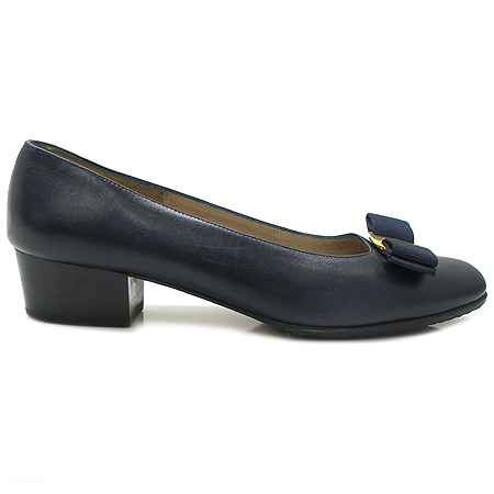 Ferragamo(��󰡸�) ���� �ΰ� ��� ���̺� ���� ������ ���� �̹���3 - ���̺��� �߰���ǰ