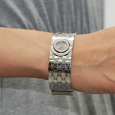 Gucci(����) 161278(YA112501) Twirl(Ʈ��) �̴� ��� ������ �ð� �̹���6 - ���̺��� �߰���ǰ
