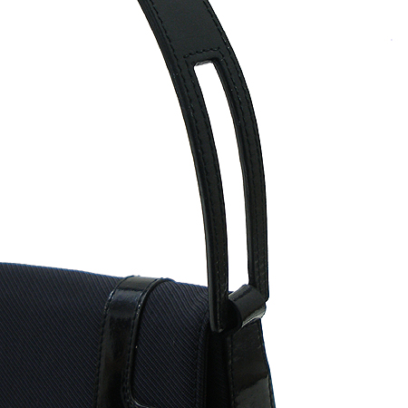 GIVENCHY(�����) �ΰ� �к긯 ����� �̹���3 - ���̺��� �߰���ǰ