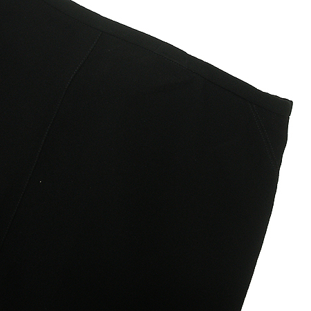 Armani COLLEZIONI(�Ƹ����� �÷�������) ��ĿƮ (��ũȥ��) �̹���3 - ���̺��� �߰���ǰ