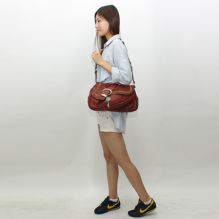 Dior(ũ����î���) ������ ��Ƽ�� ����� �̹���7 - ���̺��� �߰���ǰ