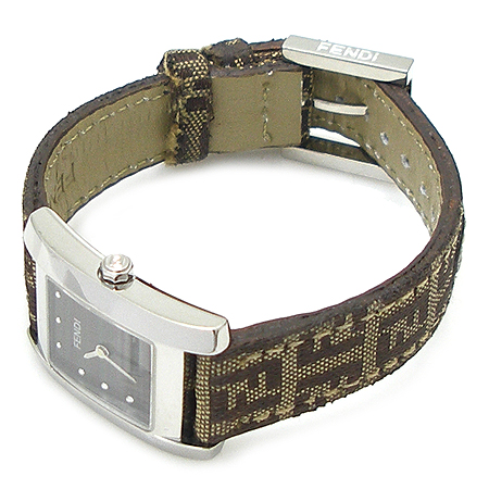 Fendi(���) F708222 (7000L) Ŭ���� ��ƿ ������ �к긯 ��� ������ �ð� �̹���3 - ���̺��� �߰���ǰ