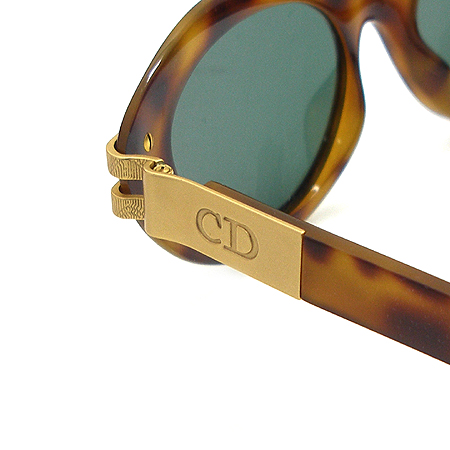 Dior(ũ����î���) 2905 ���� ��Ż �ΰ� ȣ�� ���� ���۶� �̹���4 - ���̺��� �߰���ǰ