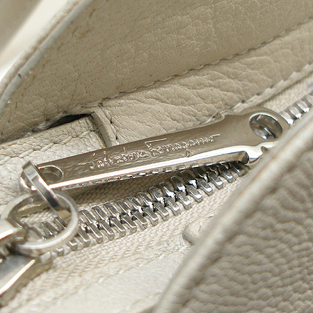 Ferragamo(��󰡸�) 21 6887 ���� ��ġ�� ��� ���̺��� �÷� ��Ʈ�� �̹���4 - ���̺��� �߰���ǰ