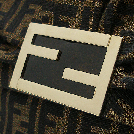 Fendi(���) 8BR614 FF �ΰ� �ڰ��� ��ī ���� �ΰ� ü�� ����� �̹���4 - ���̺��� �߰���ǰ
