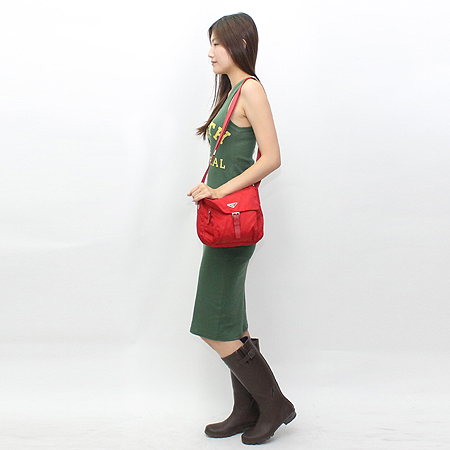 Prada(�����) �ﰢ �ΰ� ��� �к긯 ũ�ν��� �̹���7 - ���̺��� �߰���ǰ