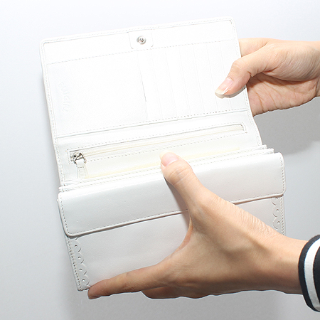 Blumarine(���縶��) ȭ��Ʈ ���� ������ [��������] �̹���7 - ���̺��� �߰���ǰ