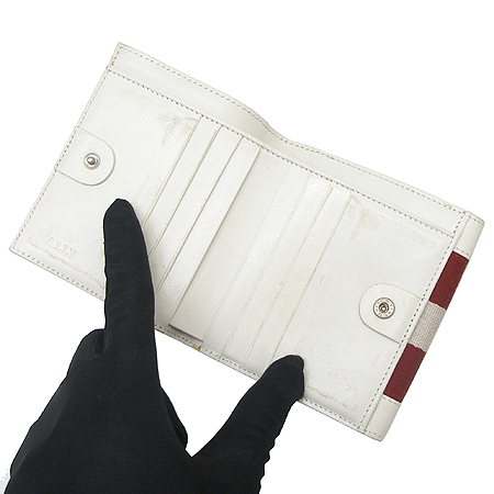 Bally(�߸�) ��� ��Ƽġ ȭ��Ʈ ���� ������ �̹���2 - ���̺��� �߰���ǰ