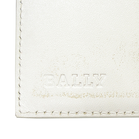 Bally(�߸�) ��� ��Ƽġ ȭ��Ʈ ���� ������ �̹���3 - ���̺��� �߰���ǰ
