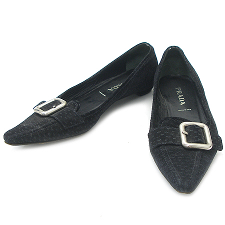 �����  ����