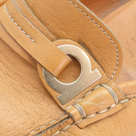 Ferragamo(��󰡸�) ���� ��ġ�� ���� ��Ƽġ �� �̹���5 - ���̺��� �߰���ǰ