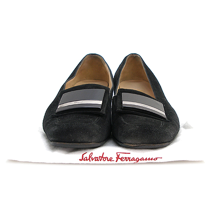 Ferragamo(��󰡸�) 55240 �����̵� �ΰ� ��� ������ ���� �̹���5 - ���̺��� �߰���ǰ