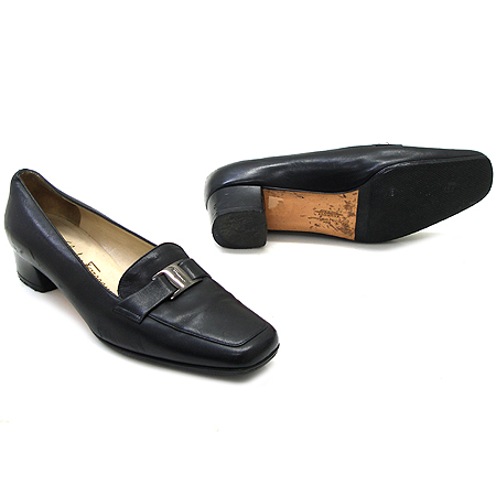 Ferragamo(��󰡸�) 50076 ���� �ٶ� ��� ������ ���� �̹���2 - ���̺��� �߰���ǰ