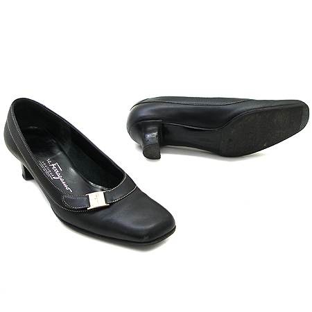 Ferragamo(��󰡸�) 22375 ���� �ٶ� ��� ������ ���� �̹���2 - ���̺��� �߰���ǰ