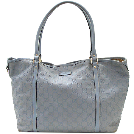 ����  �����