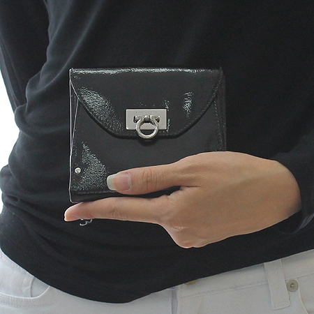 Ferragamo(��󰡸�) 22 4656 ���� ��ġ�� ���̴�Ʈ ������ �̹���6 - ���̺��� �߰���ǰ