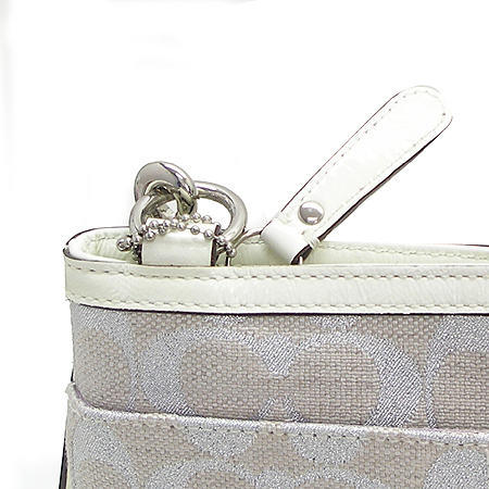 Coach(��ġ) 42519 �ñ׳��� ��Ƽ ��ġ ũ�ν��� �̹���4 - ���̺��� �߰���ǰ