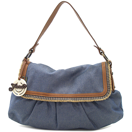 ���  �����