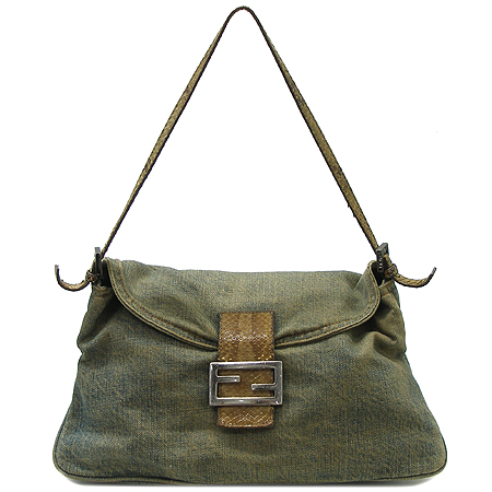 ���  �����