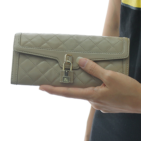 Burberry(������) ���μ� �ڹ��� ��� ���� ���� ������ �̹���6 - ���̺��� �߰���ǰ