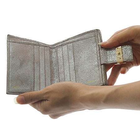 Fendi(���) �ǹ� �÷� �� ���� �ΰ� ��� ������ [��������] �̹���7 - ���̺��� �߰���ǰ