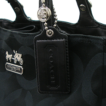 Coach(��ġ) 15758 �ñ׳��� �к긯 ����� �̹���4 - ���̺��� �߰���ǰ