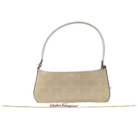 Ferragamo(��󰡸�) 21 1235 ��ġ�� �ΰ� ����� [��������] �̹���2 - ���̺��� �߰���ǰ