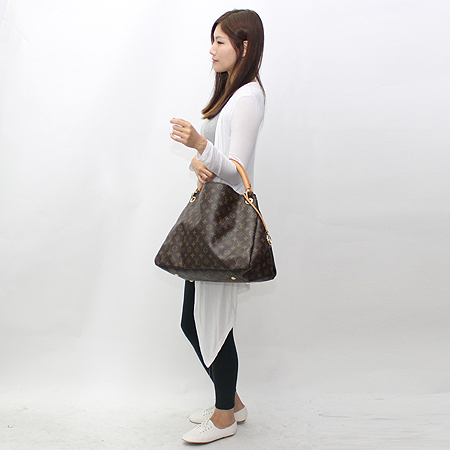 Louis Vuitton(���̺���) M40249 ���׷� ĵ���� ��ġMM ����� [�б�������] �̹���7 - ���̺��� �߰���ǰ