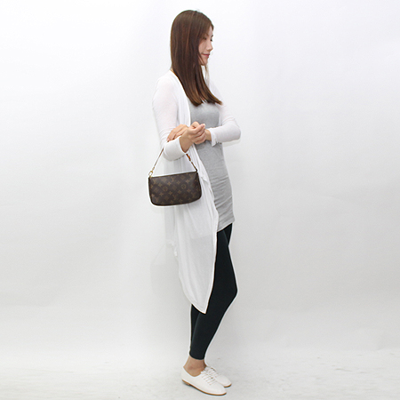 Louis Vuitton(���̺���) M51980 ���׷� ĵ���� ����Ʈ �׼����� �Ŀ�ġ �̹���7 - ���̺��� �߰���ǰ