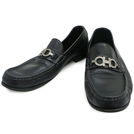 Ferragamo(󰡸)  ġ   