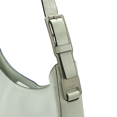 Prada(�����) ȭ��Ʈ ���� ����� �̹���3 - ���̺��� �߰���ǰ