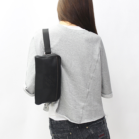 Louis Vuitton(���̺���) M93620 �ٹ̿� ���� ĵ���� ��ũ�κ� ���� [��������] �̹���7 - ���̺��� �߰���ǰ