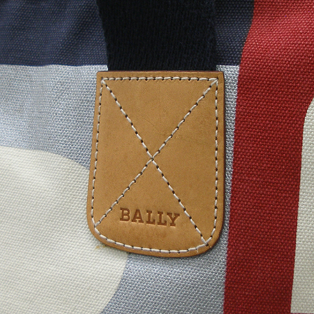 Bally(�߸�) ĵ���� BOOTHBAY (�ν�����) ��Ʈ�� �̹���3 - ���̺��� �߰���ǰ