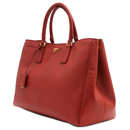 Prada(�����) BN1844 ���ǾƳ� ���� ��Ʈ�� �̹���3 - ���̺��� �߰���ǰ