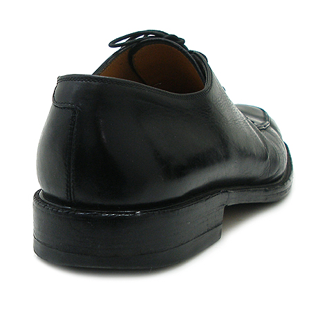 Ferragamo(󰡸)     ̹4 - ̺ ߰ǰ